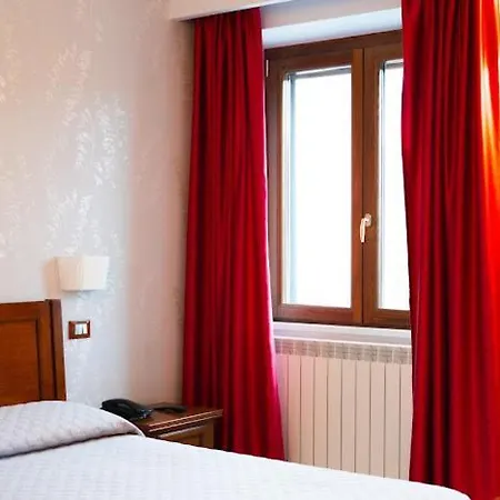 La Corte Di Bacco Hotel *