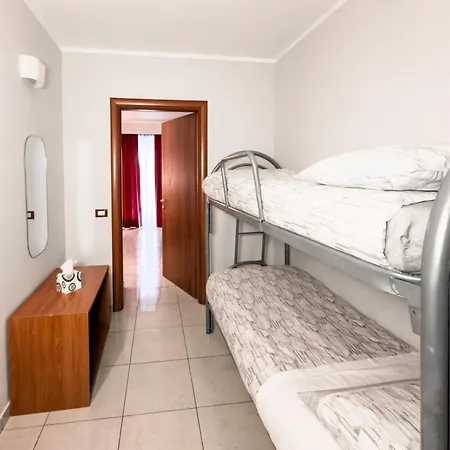 La Corte Di Bacco & Ristorante Hotel *